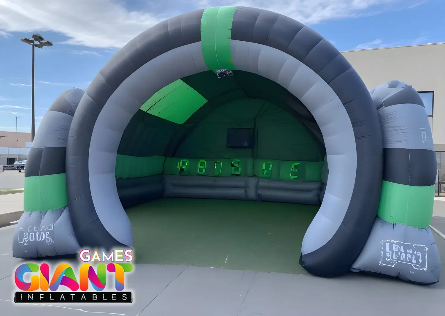 Outdoor-inflatable-racing-field